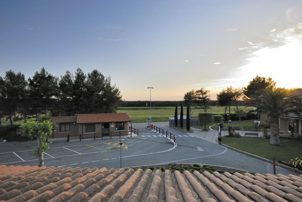 Villaggio Turistico La Cecinella Marina di Cecina Exterior foto