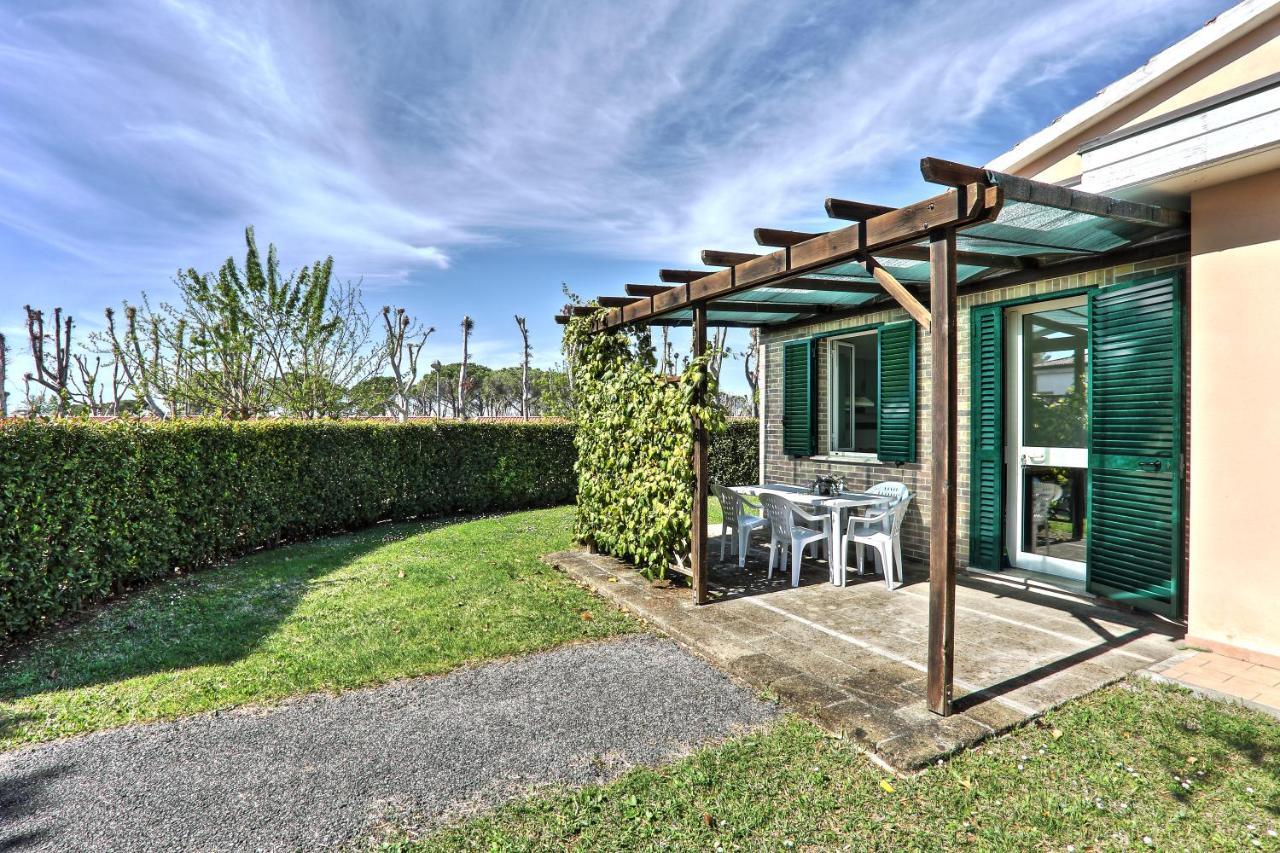Villaggio Turistico La Cecinella Marina di Cecina Exterior foto